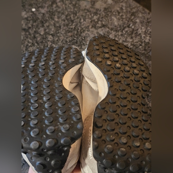 New Balance 327 Shoes Boys Size 11 White Suede Mesh Blue PS327FE Retro Running - Picture 10 of 15